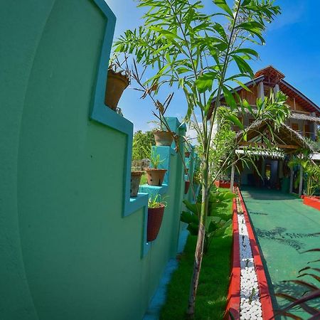 Neem Garden Guest House 拜蒂克洛 外观 照片