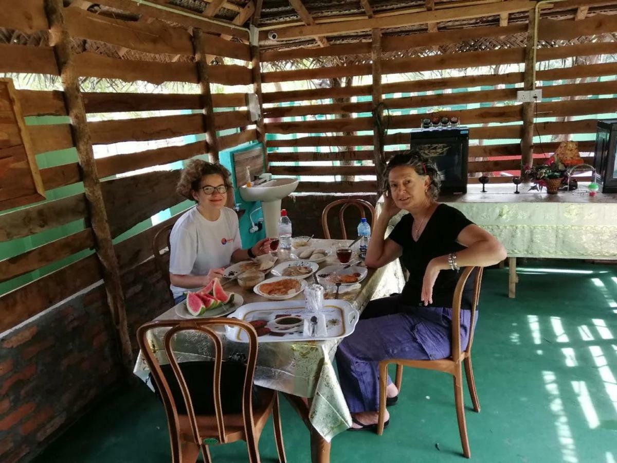 Neem Garden Guest House 拜蒂克洛 外观 照片